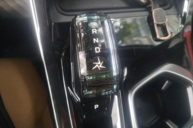 Used Geely Auto FX11 2023 1.5TD DCT Prestige Edition Gear Lever