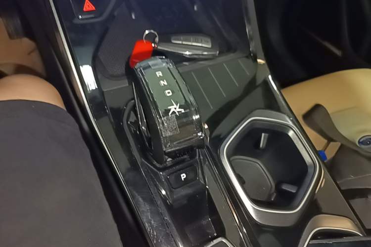 Used Geely Auto FX11 2023 1.5TD DCT Prestige Edition Gear Lever
