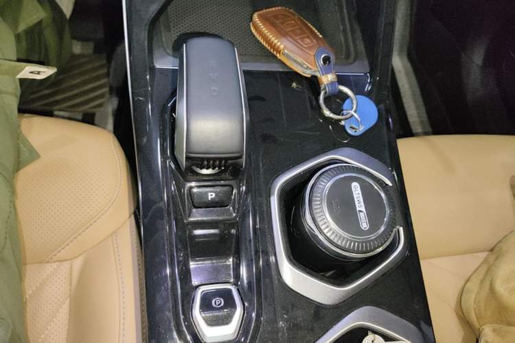 Used Geely Auto FX11 2023 1.5TD DCT Prestige Edition Gear Lever