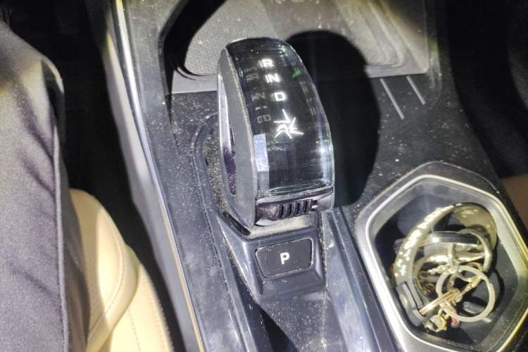 Used Geely Auto FX11 2023 2.0TD DCT Flagship Version Gear Lever
