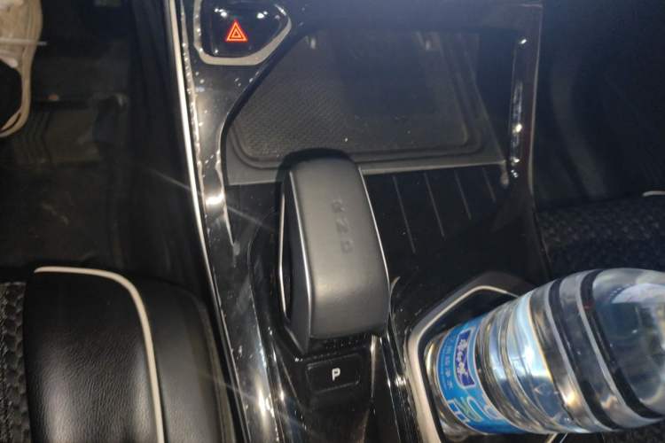 Used Geely Auto FX11 2023 1.5TD DCT Prestige Edition Gear Lever