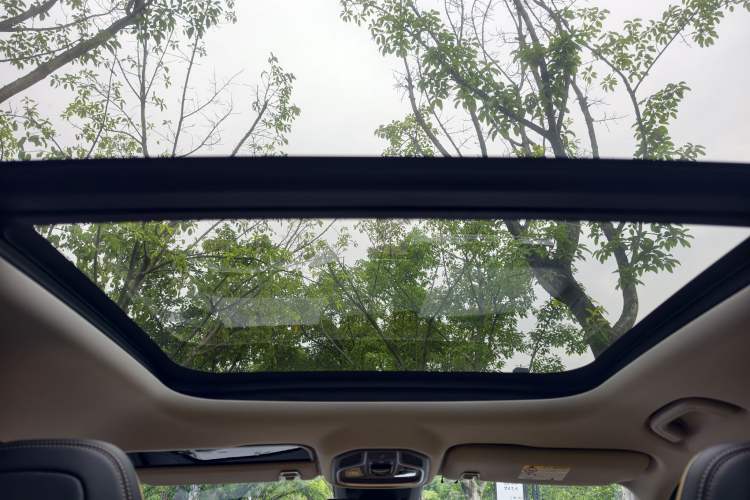 Used Geely Auto FX11 2023 1.5TD DCT Prestige Edition Headliner