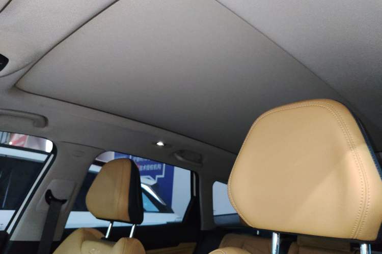 Used Geely Auto FX11 2023 1.5TD DCT Prestige Edition Headliner