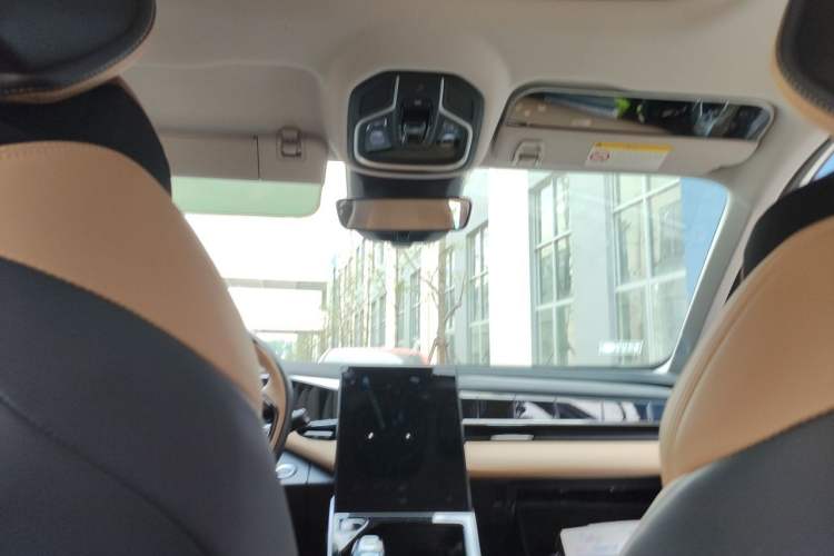 Used Geely Auto FX11 2023 2.0TD DCT Flagship Version Headliner