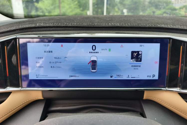 Used Geely Auto FX11 2023 1.5TD DCT Prestige Edition Instrument Cluster