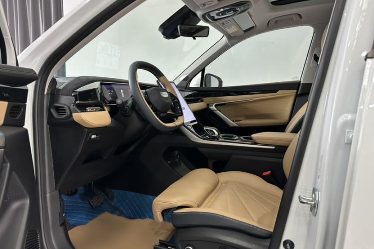 Used Geely Auto FX11 2023 2.0TD DCT Flagship Version Interior 1
