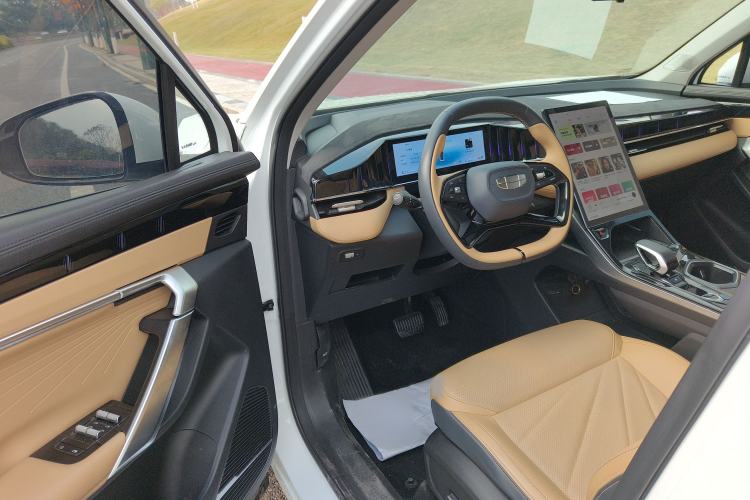 Used Geely Auto FX11 2023 1.5TD DCT Prestige Edition Interior 2