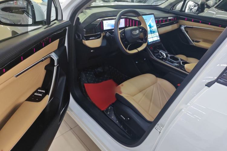 Used Geely Auto FX11 2023 1.5TD DCT Prestige Edition Interior 2