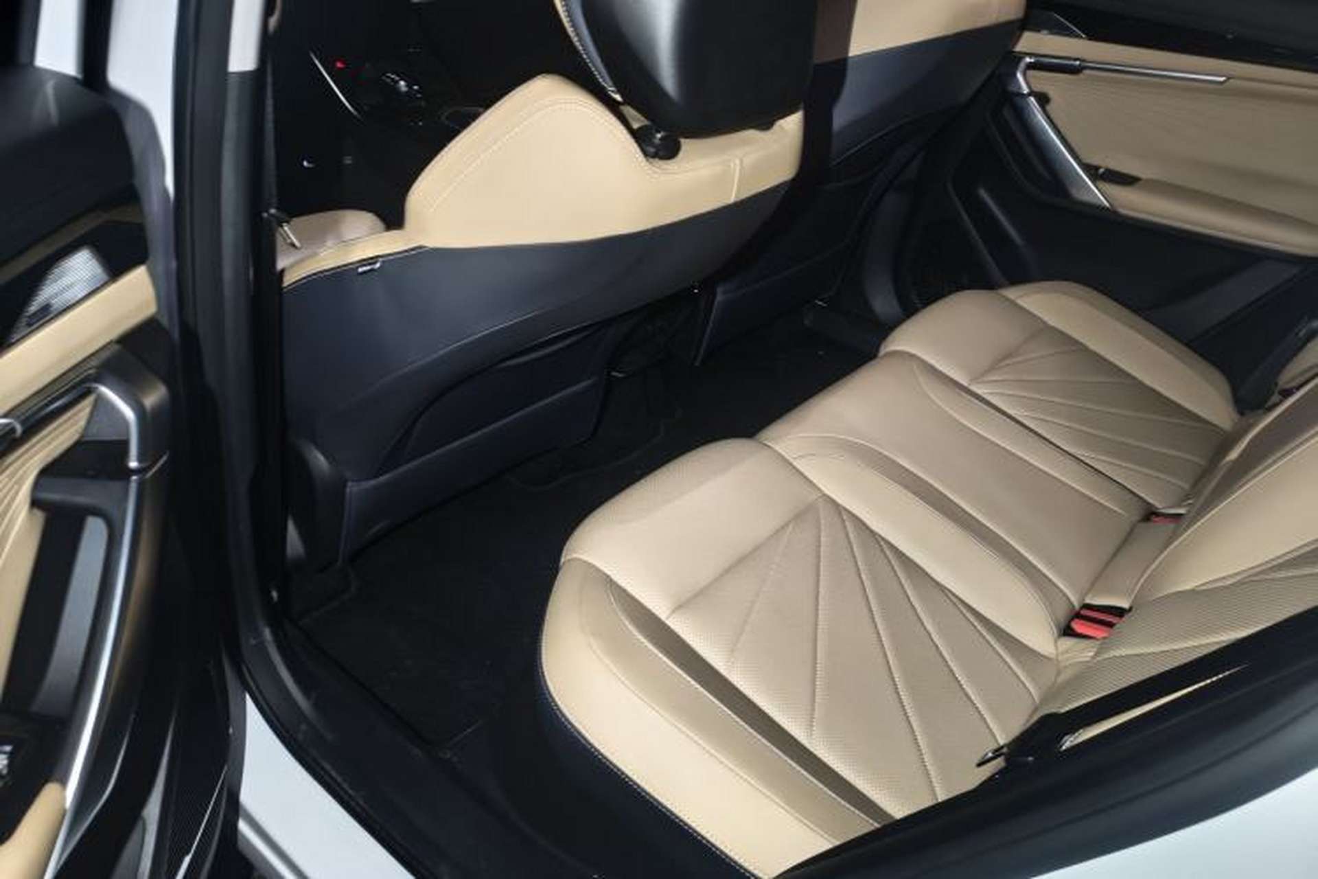 Used Geely Auto FX11 2023 2.0TD DCT Flagship Version Interior 2