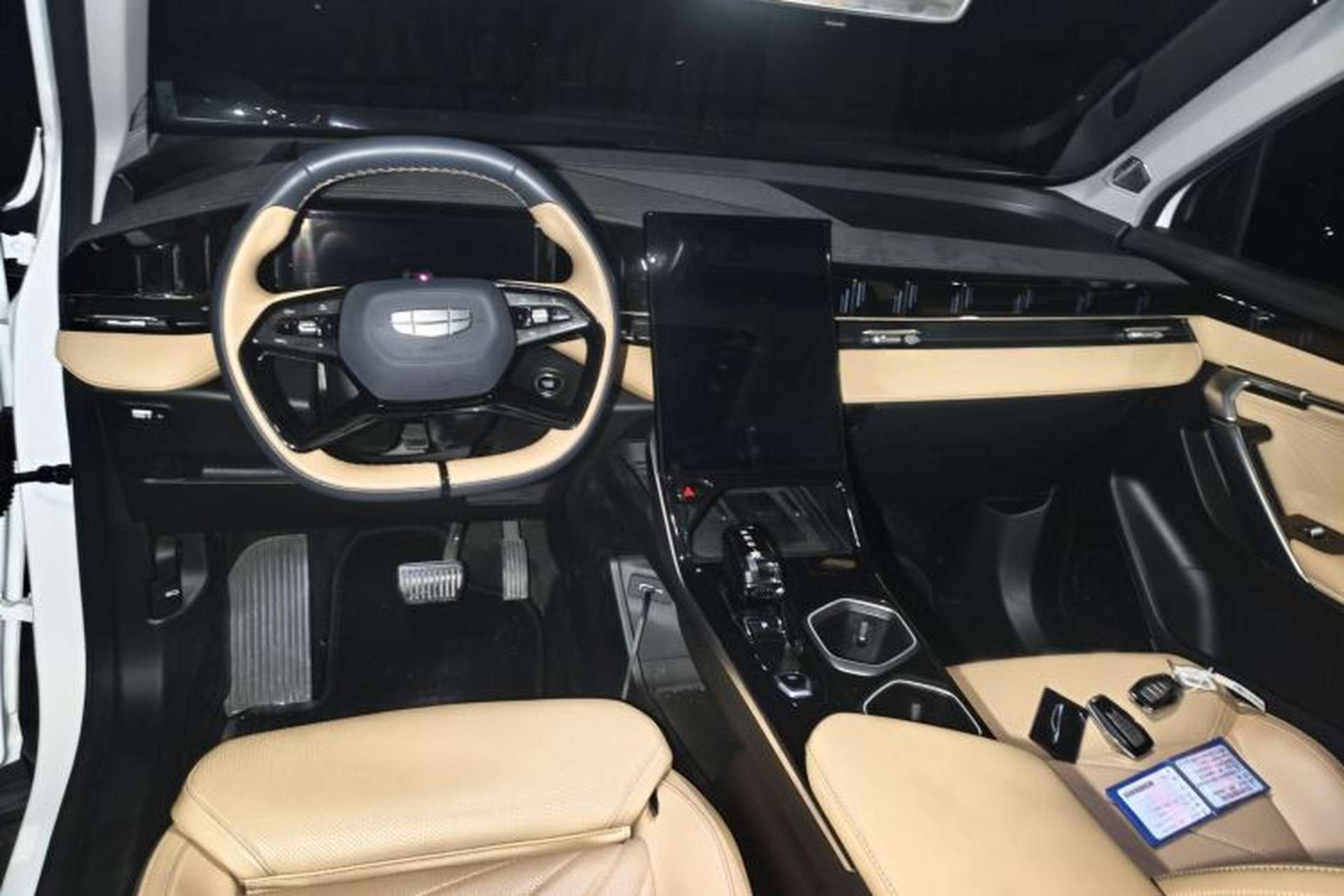 Used Geely Auto FX11 2023 2.0TD DCT Flagship Version Interior 4