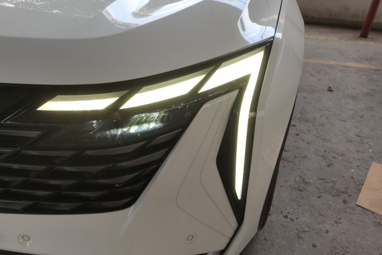 Used Geely Auto FX11 2023 1.5TD DCT Prestige Edition Left Front Headlight