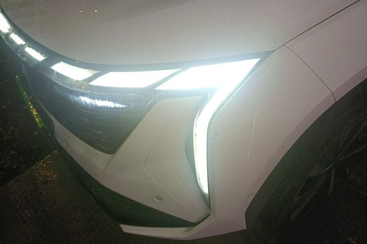 Used Geely Auto FX11 2023 1.5TD Leishen Hi·F Super Rui Left Front Headlight
