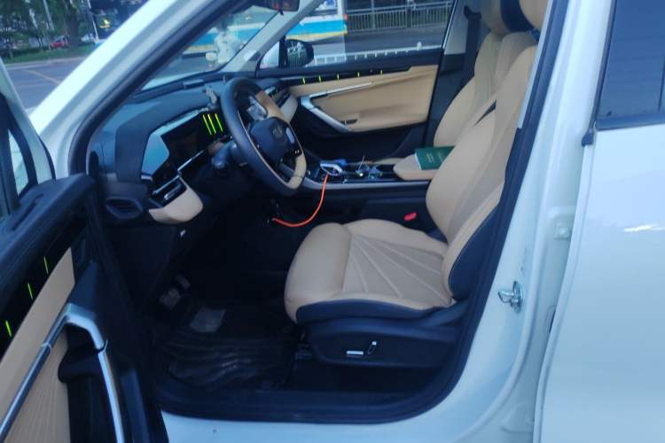 Used Geely Auto FX11 2023 1.5TD DCT Prestige Edition Left Front Seat