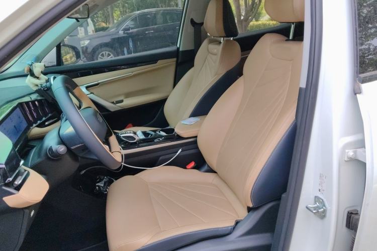 Used Geely Auto FX11 2023 1.5TD DCT Prestige Edition Left Front Seat