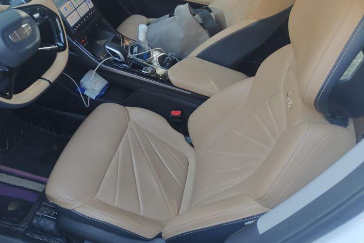 Used Geely Auto FX11 2023 1.5TD DCT Prestige Edition Left Front Seat