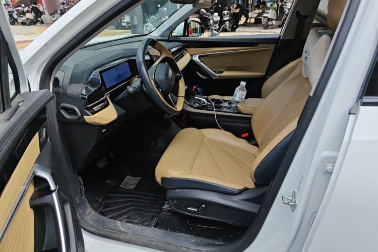 Used Geely Auto FX11 2023 1.5TD DCT Prestige Edition Left Front Seat