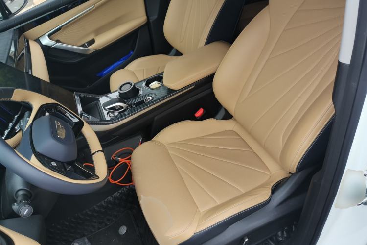 Used Geely Auto FX11 2023 1.5TD DCT Prestige Edition Left Front Seat