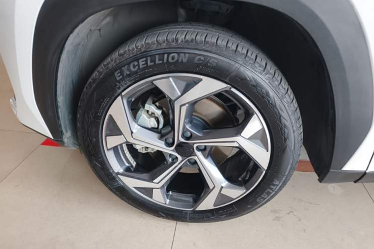 Used Geely Auto FX11 2023 1.5TD DCT Prestige Edition Left Front Wheel Hub