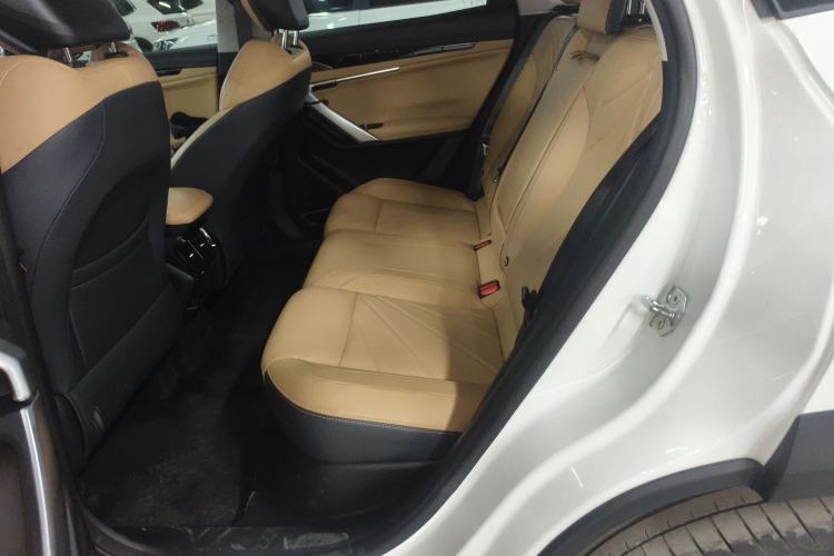 Used Geely Auto FX11 2023 2.0TD DCT Flagship Version Left Rear Seat