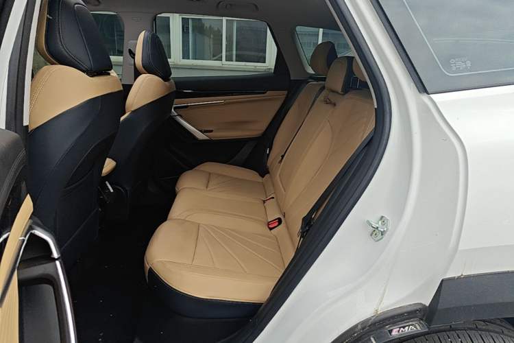 Used Geely Auto FX11 2023 1.5TD DCT Prestige Edition Left Rear Seat