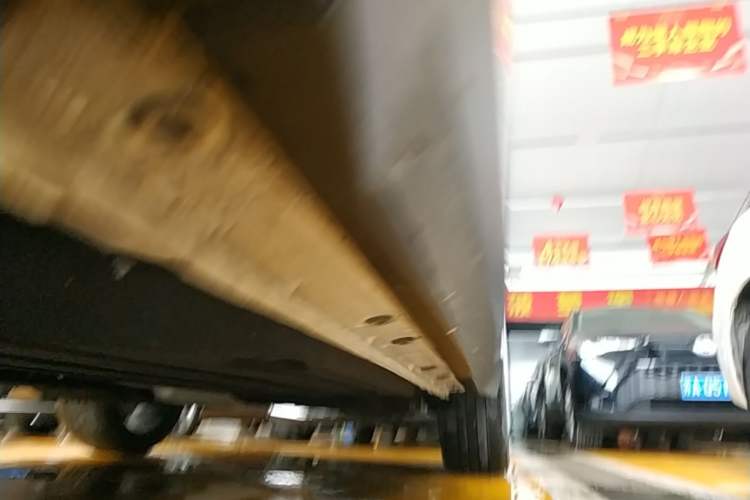 Used Geely Auto FX11 2023 2.0TD DCT Flagship Version Left Side Sill