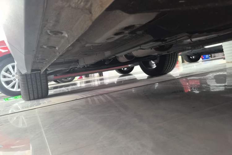 Used Geely Auto FX11 2023 1.5TD DCT Prestige Edition Left Side Sill