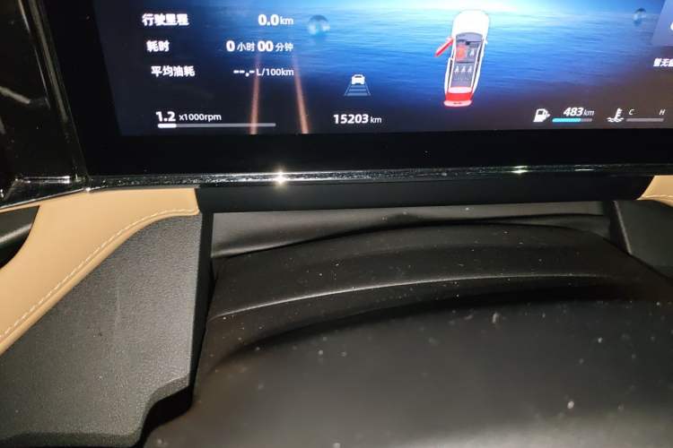 Used Geely Auto FX11 2023 1.5TD DCT Prestige Edition Odometer Close Up