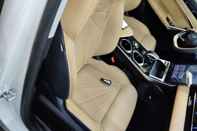 Used Geely Auto FX11 2023 1.5TD DCT Prestige Edition Right Front Seat