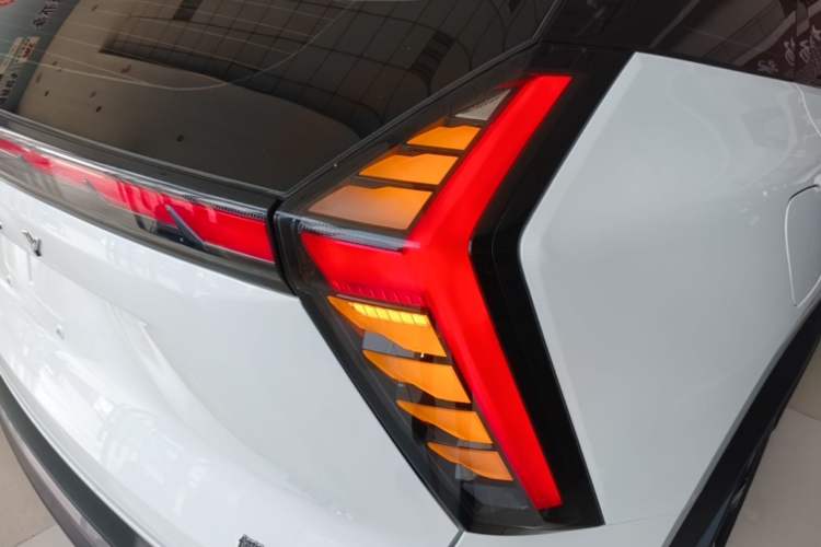 Used Geely Auto FX11 2023 1.5TD DCT Prestige Edition Right Rear Taillight