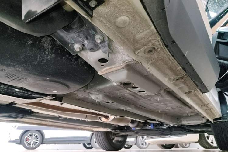 Used Geely Auto FX11 2023 1.5TD DCT Prestige Edition Right Side Sill