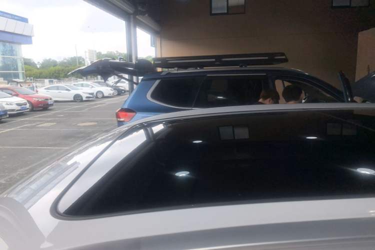 Used Geely Auto FX11 2023 1.5TD DCT Prestige Edition Roof