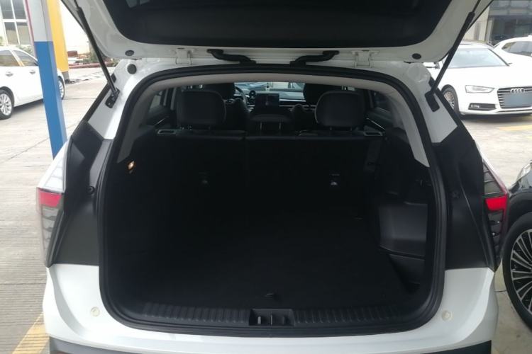 Used Geely Auto FX11 2023 1.5TD DCT Glory Edition Trunk