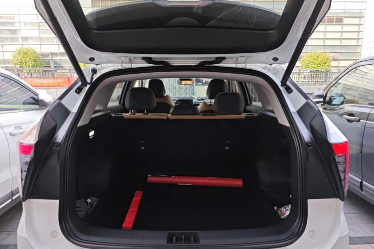 Used Geely Auto FX11 2023 1.5TD DCT Prestige Edition Trunk