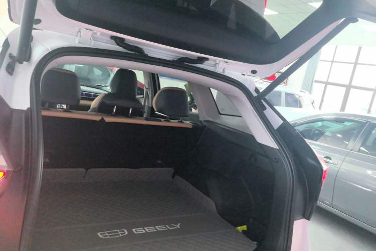 Used Geely Auto FX11 2023 1.5TD DCT Prestige Edition Trunk