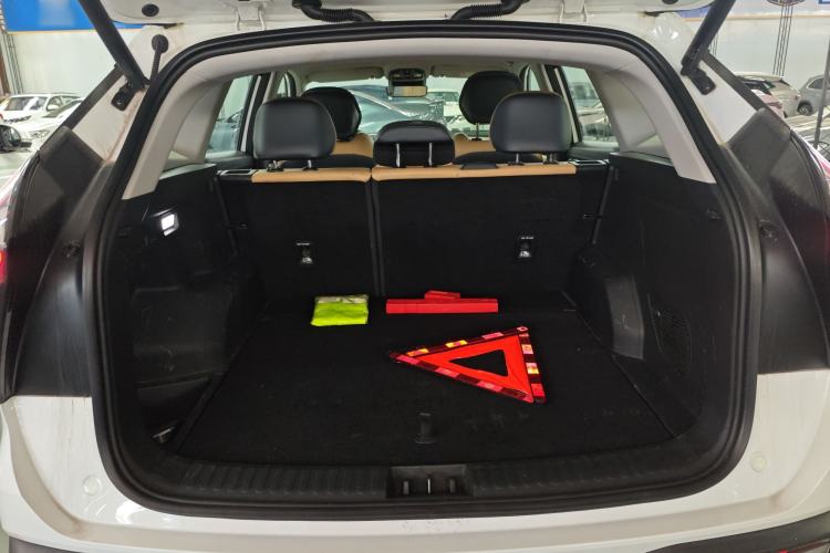 Used Geely Auto FX11 2023 1.5TD DCT Prestige Edition Trunk