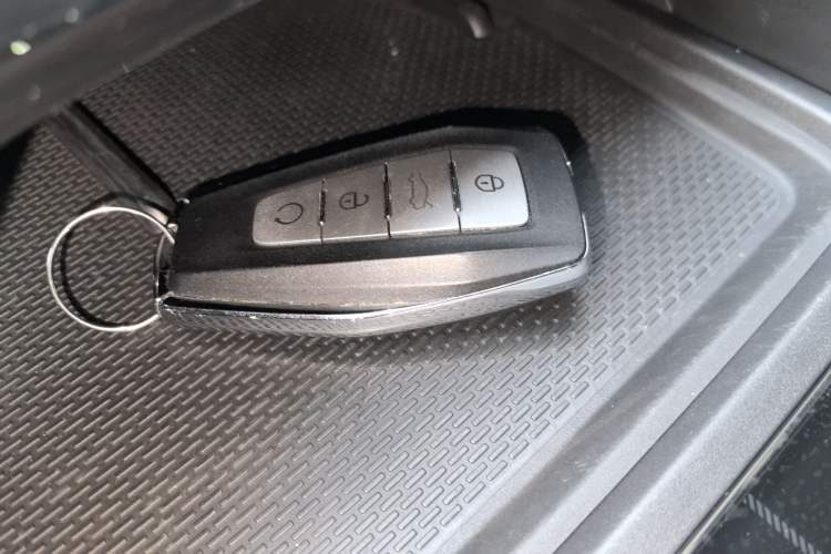 Used Geely Auto FX11 2023 1.5TD DCT Glory Edition Vehicle Key