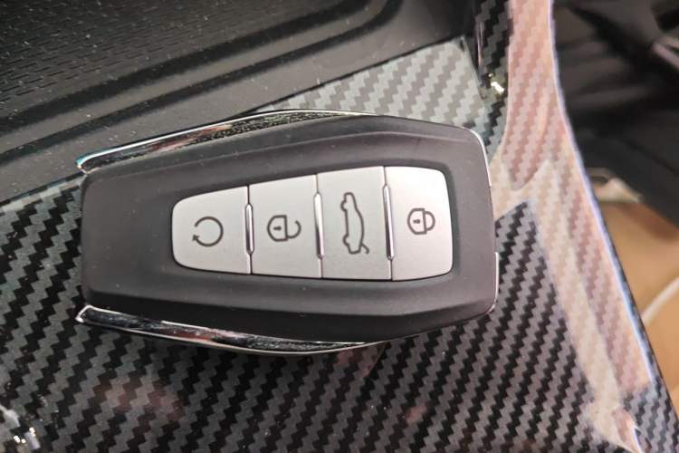 Used Geely Auto FX11 2023 2.0TD DCT Prestige Edition Vehicle Key