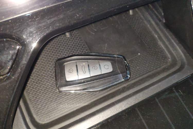 Used Geely Auto FX11 2023 1.5TD DCT Prestige Edition Vehicle Key