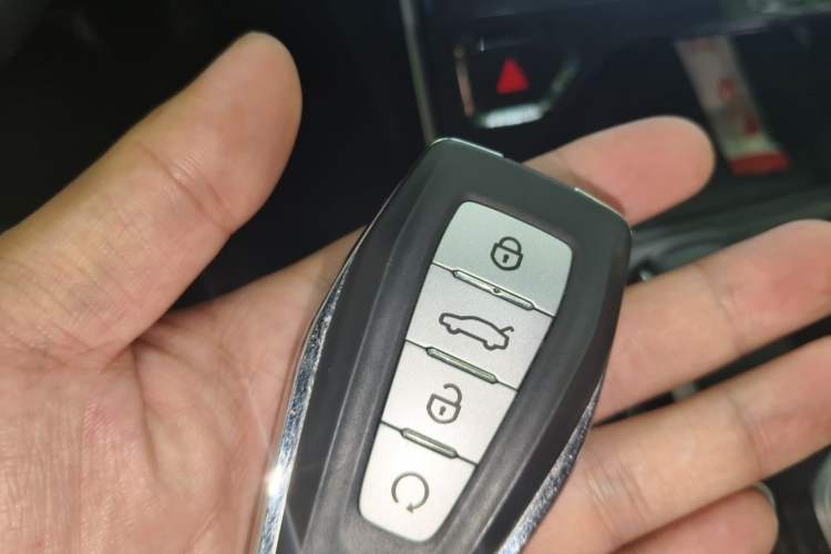 Used Geely Auto FX11 2023 2.0TD DCT Prestige Edition Vehicle Key