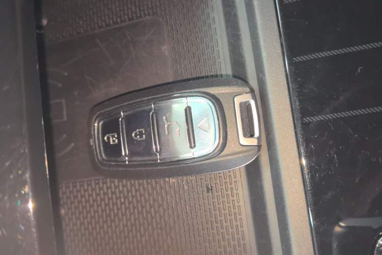 Used Geely Auto FX11 2023 1.5TD DCT Prestige Edition Vehicle Key
