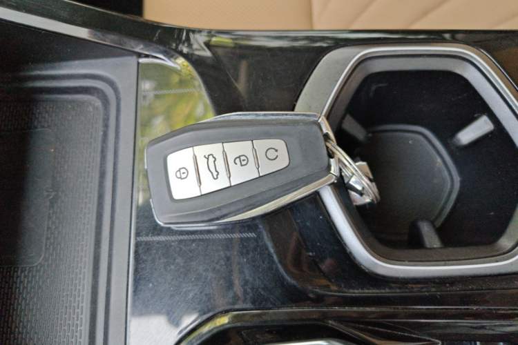 Used Geely Auto FX11 2023 1.5TD DCT Prestige Edition Vehicle Key