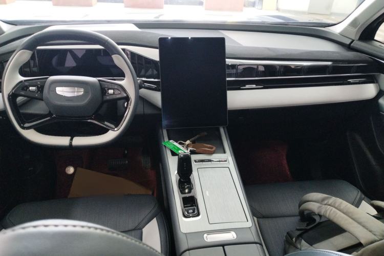 Used Geely Auto FX11 2024 1.5TD DCT Prestige Edition Center Console