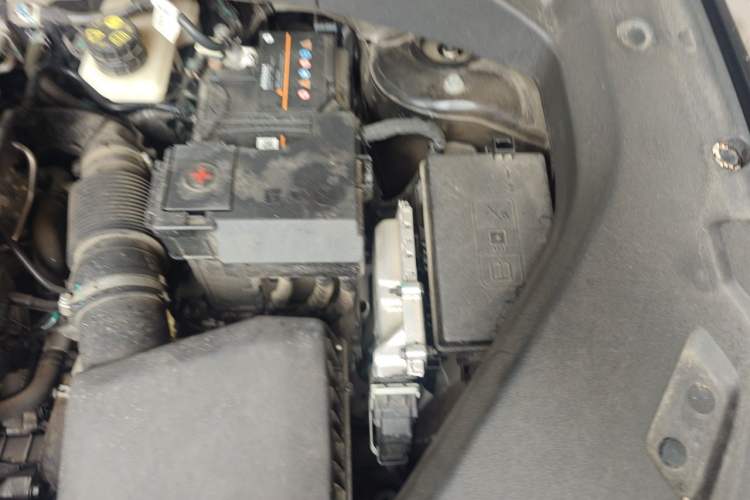Used Geely Auto FX11 2024 1.5TD DCT Dragon Edition Engine Bay Left