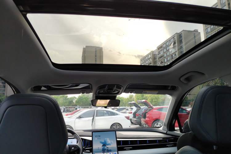 Used Geely Auto FX11 2024 1.5TD DCT Prestige Edition Headliner