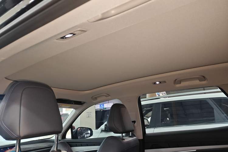 Used Geely Auto FX11 2024 1.5TD DCT Prestige Edition Headliner