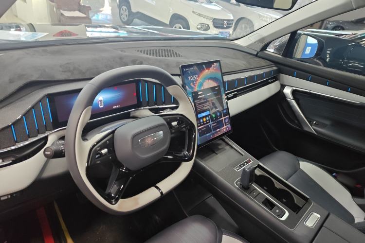 Used Geely Auto FX11 2024 1.5TD DCT Prestige Edition Interior 3