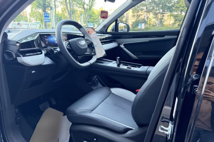 Used Geely Auto FX11 2024 1.5TD DCT Dragon Edition Interior 3