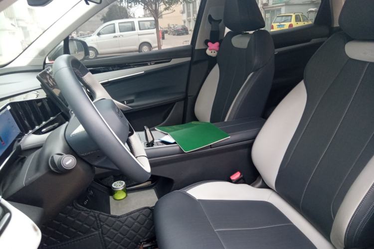Used Geely Auto FX11 2024 1.5TD DCT Dragon Edition Left Front Seat