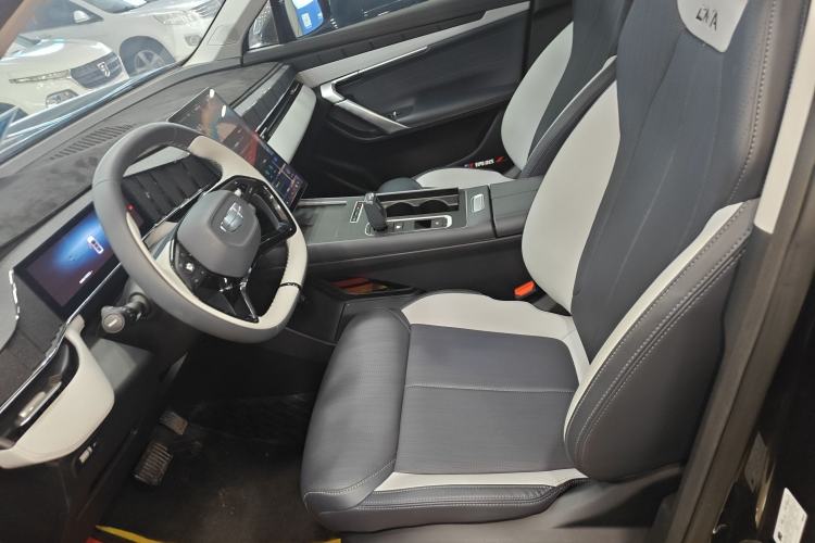 Used Geely Auto FX11 2024 1.5TD DCT Prestige Edition Left Front Seat