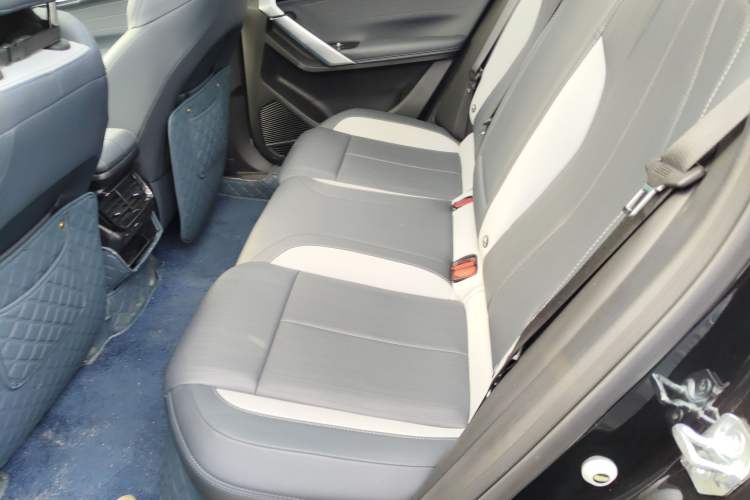 Used Geely Auto FX11 2024 1.5TD DCT Prestige Edition Left Rear Seat
